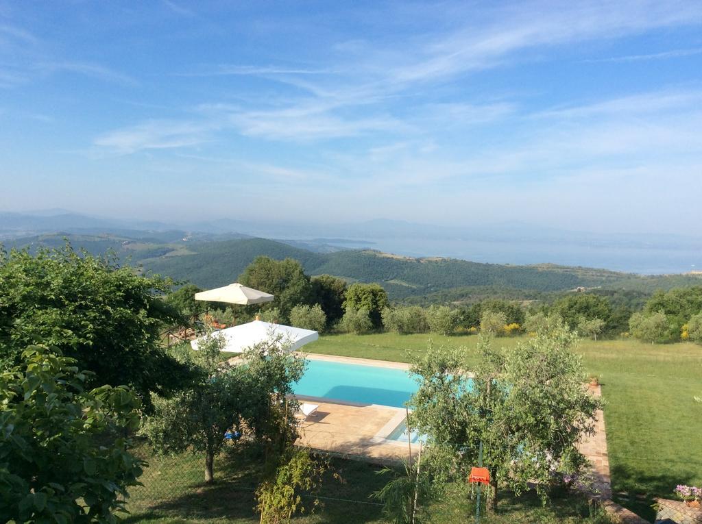 Agriturismo La Bicocca - Apt. "Il Leccio" Castel Rigone Eksteriør billede